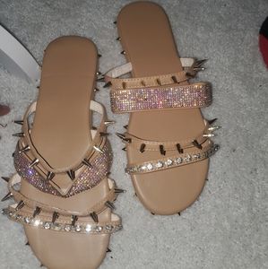 Studded and sparkly sandals 10